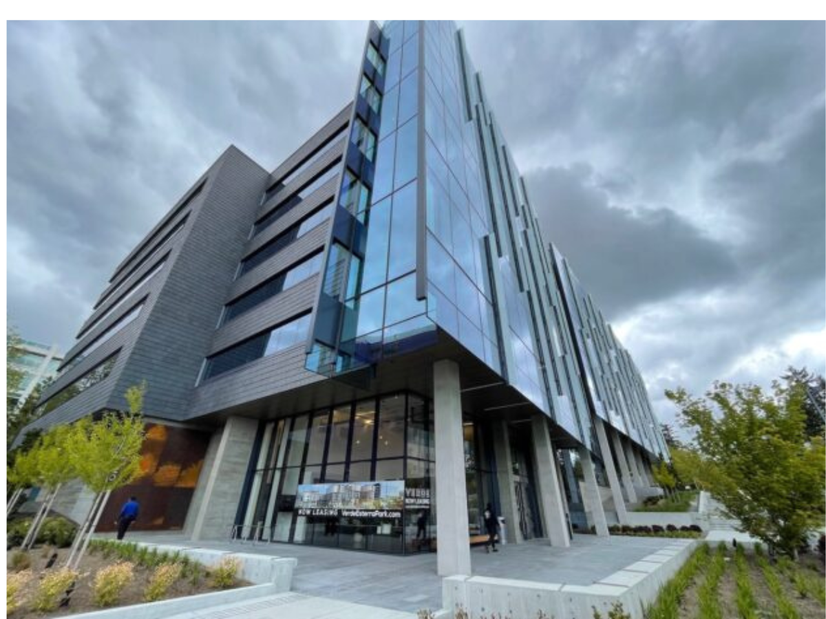 Food Hall 4 1200 x 900 px - Woodinville Sauce Co. Microsoft Food Hall 4